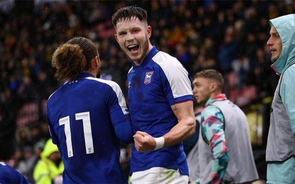 伯明翰客场不敌,遭遇两连败 伯明翰客场不敌,遭遇两连败