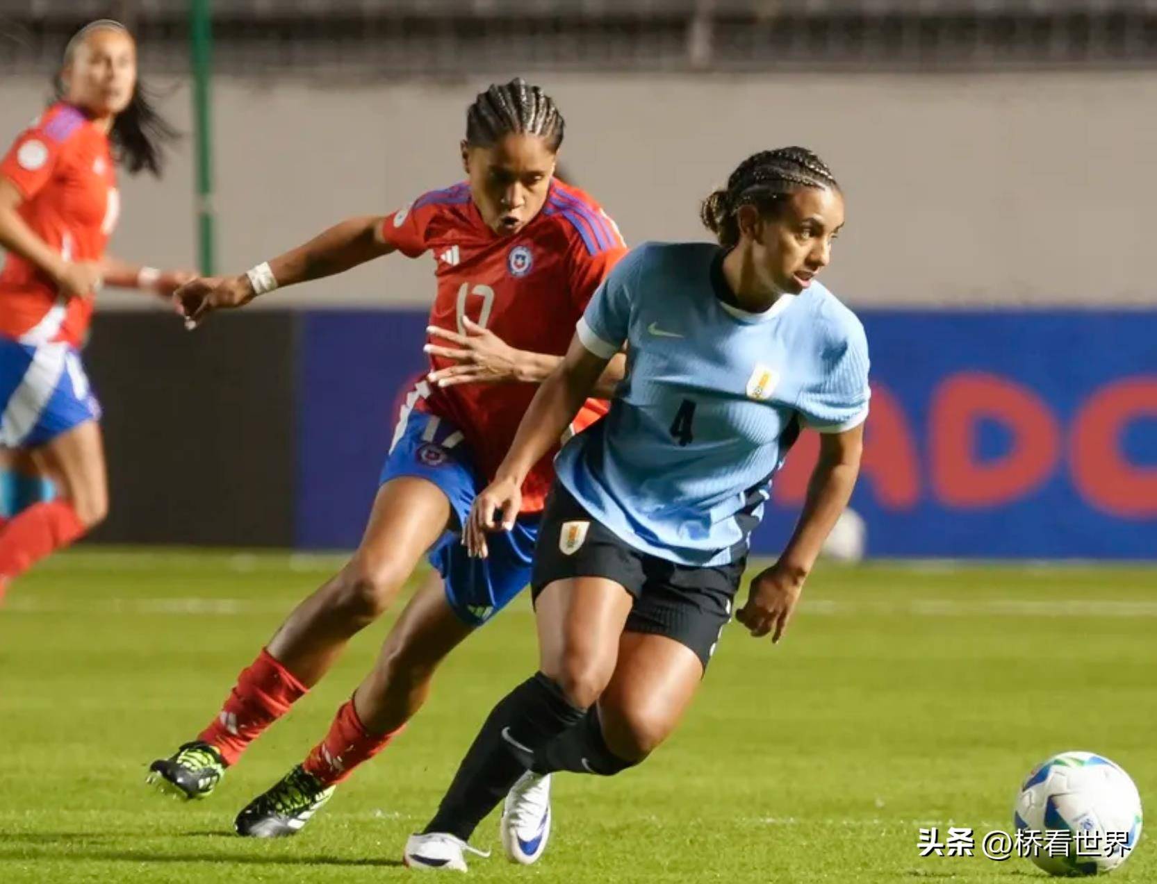 激情对决女足比赛中的争夺与奋斗 激情对决女足比赛中的争夺与奋斗