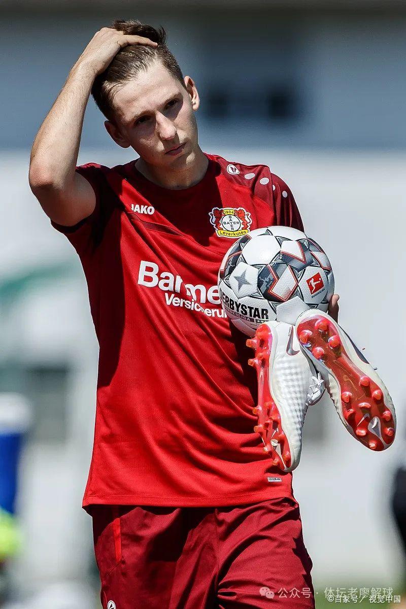 美因茨球员表现出色,力克对手的简单介绍 美因茨球员表现出色,力克对手的简单介绍