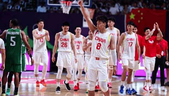 广西男篮战胜四川队，凭借强劲表现获胜