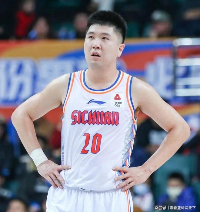 广西男篮战胜四川队，凭借强劲表现获胜