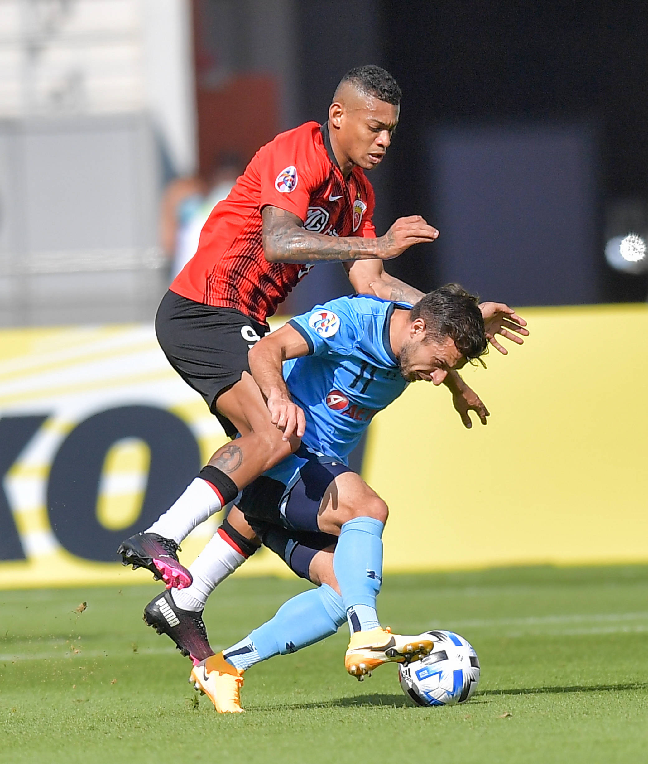 上海上港客场1-2不敌悉尼FC亚冠小组赛两连败遭遇滑铁卢 上海上港客场1-2不敌悉尼FC亚冠小组赛两连败遭遇滑铁卢