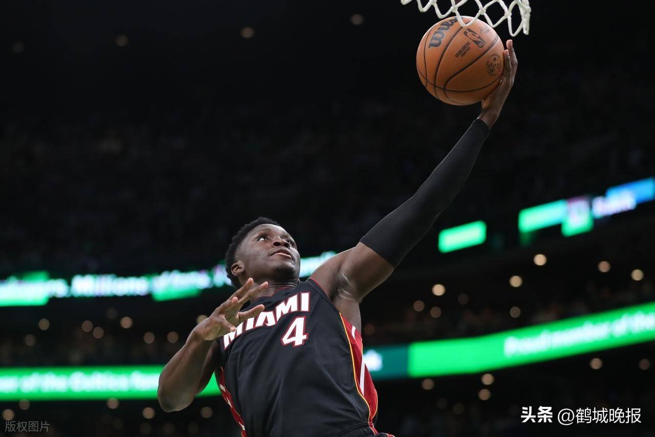 步行者击败骑士,欧拉迪波得分高达30分 步行者击败骑士,欧拉迪波得分高达30分