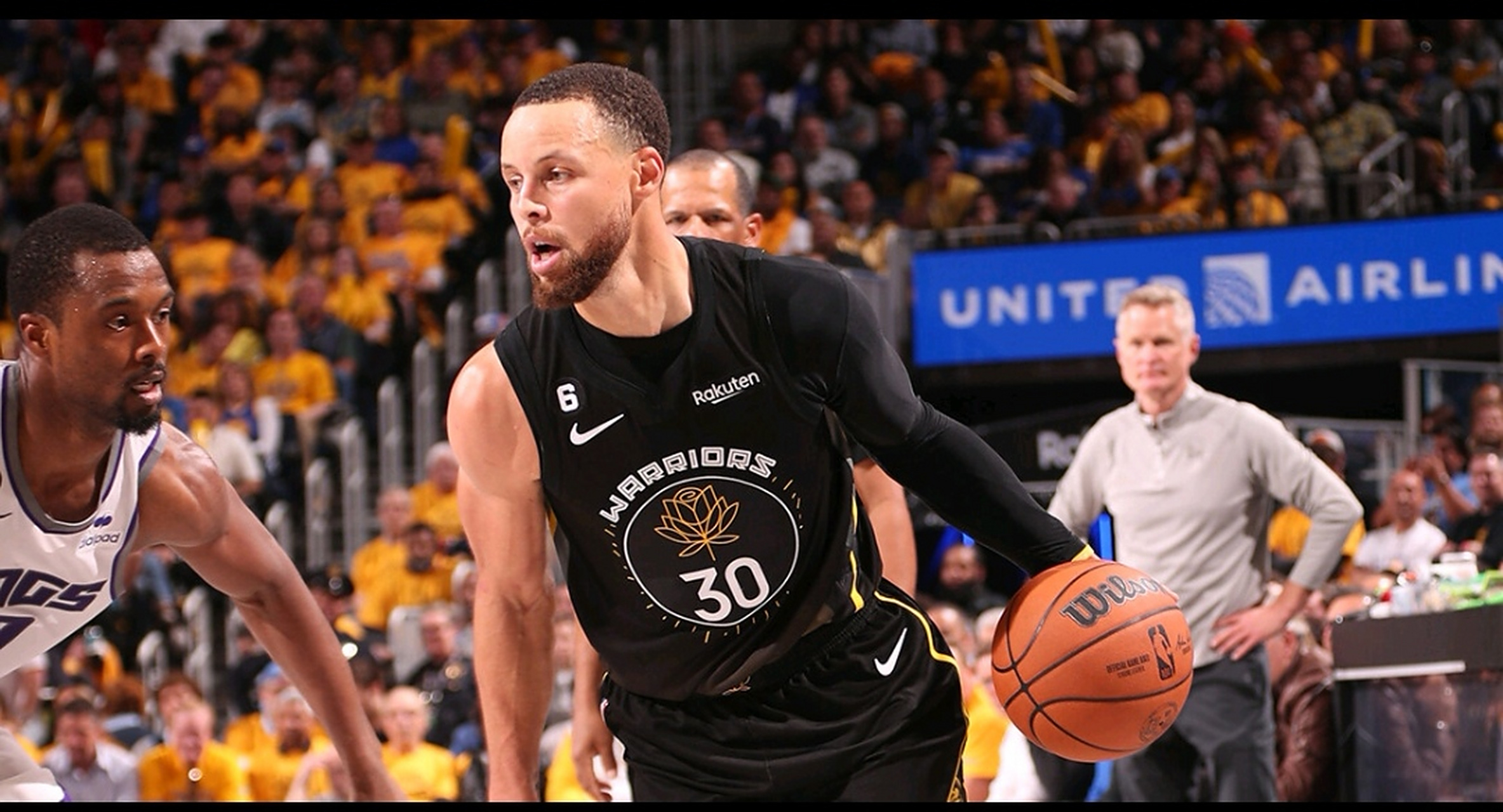 勇士胜国王，库里36分