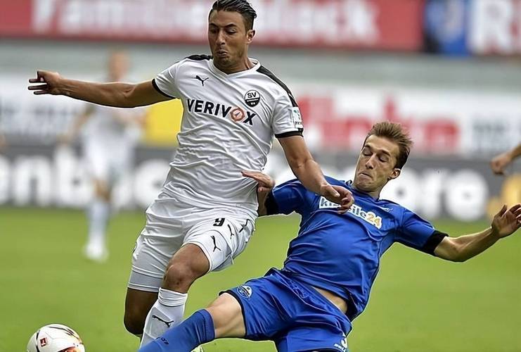 弗赖堡客场踢平对手，保住不败纪录的简单介绍